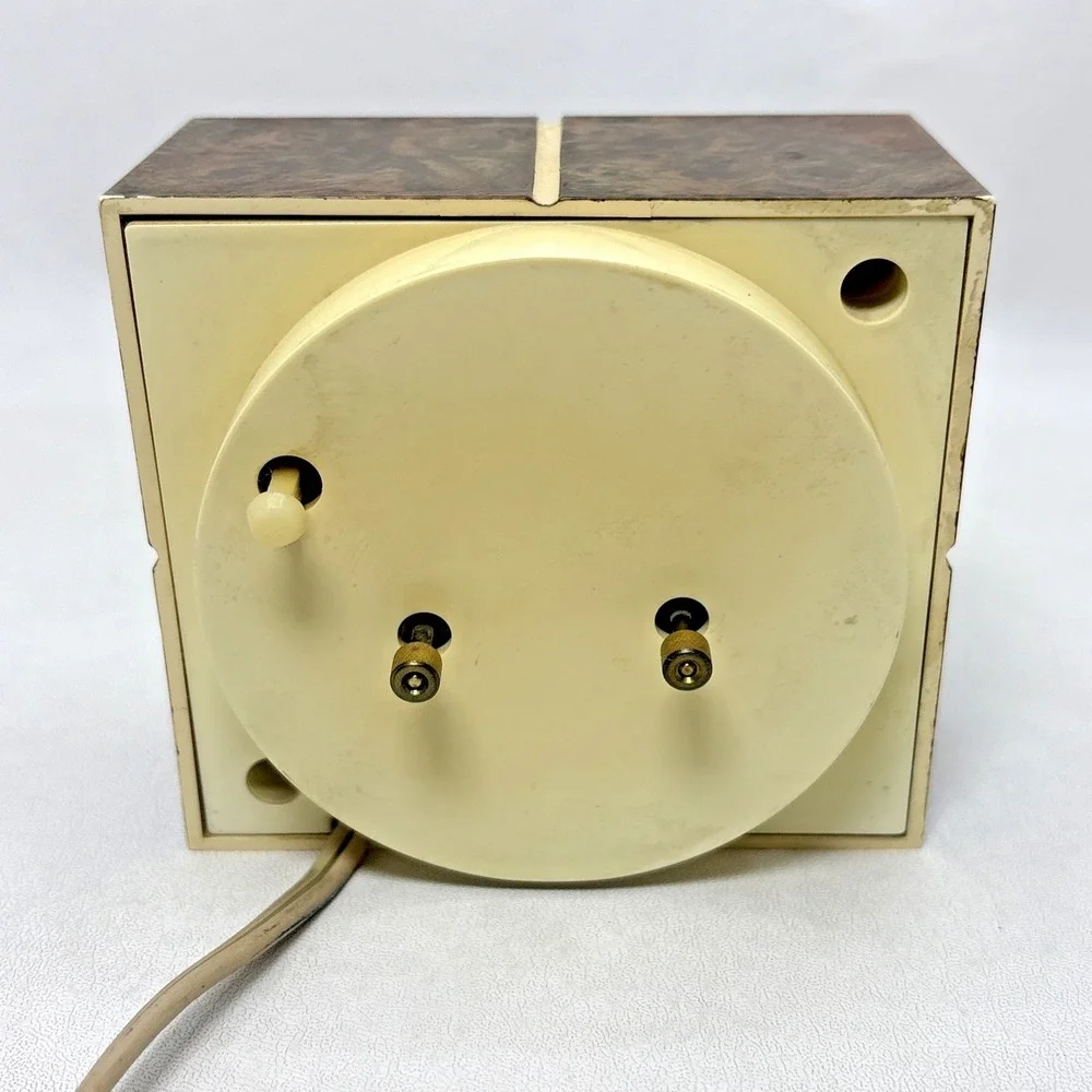 Timex‎ Alarm Clock 1970s Vintage Model 7416-3 Brown Cream No Light
